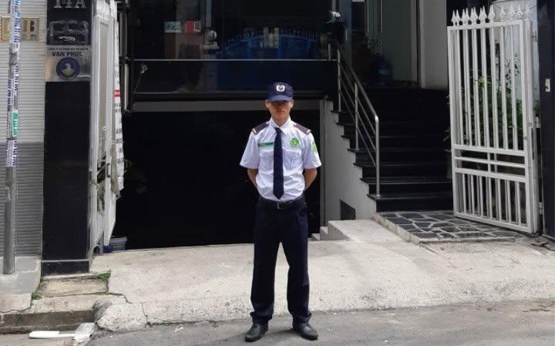 Bảo Vệ Công Ty, Văn Phòng